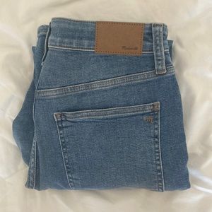 NWT Madewell Curvy Perfect Vintage Jean in Finney Wash size 27